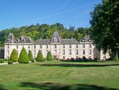 Dampsmesnil (27), hameau d'Aveny, château, facade sud.jpg