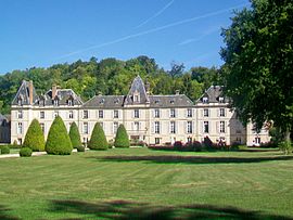 The château of Aveny in Dampsmesnil