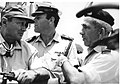 שר הביטחון משה דיין מבקר בבה"ד חיל הים מארחיו אברהם בוצר ויעקב ניצן 7 ביוני 1972.