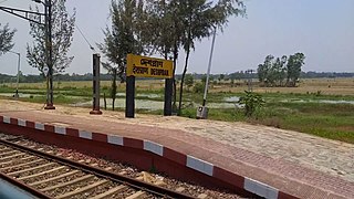 <span class="mw-page-title-main">Deshapran railway station</span> Railway station in West Bengal, India