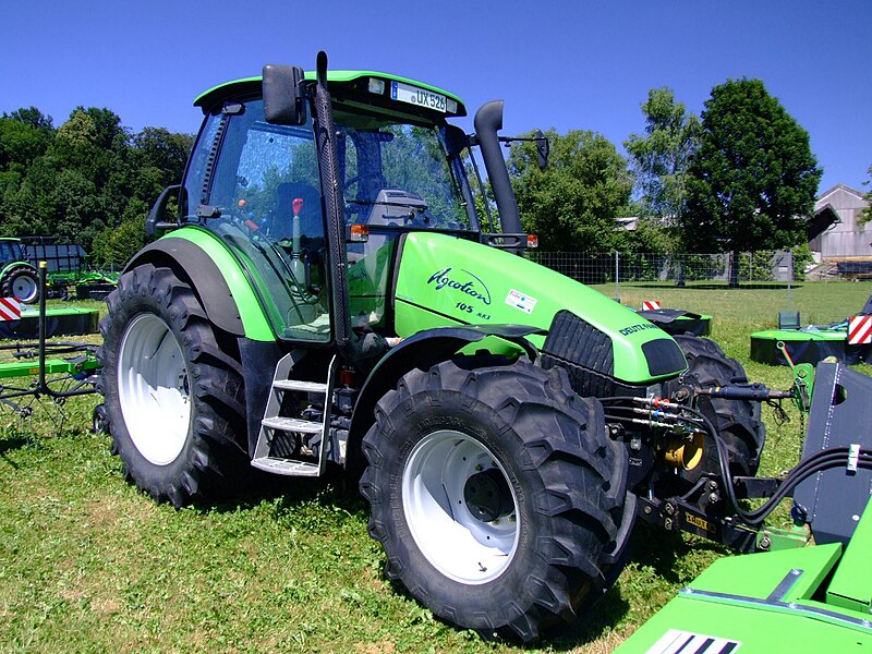 File:DeutzFahr Agrotron 105 MK3.JPG