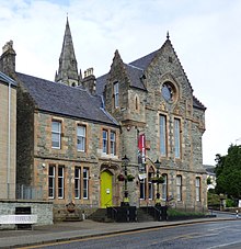 Dunoon Burgh Hall (geograph 6203620).jpg