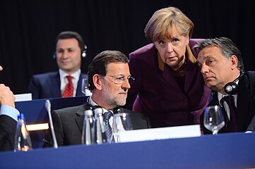 Spolu s Merkelovou a Rajoyem na kongresu Evropské lidové strany, 2012
