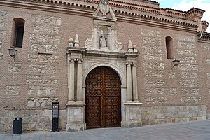 Edificios religiosos en Guadalajara (27701201012).jpg