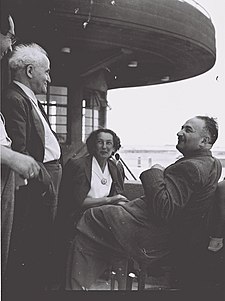 Elijahu Dobkin hovoří s Davidem Ben Gurionem