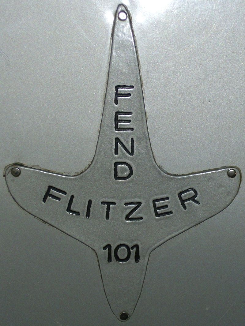 Fritz Fend, Technischer Fertigungsbetrieb 800px-Emblem_Fend_Flitzer