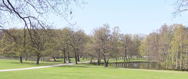 File:Engelska parkdelen, Drottningholms slott, Stockholm.jpg