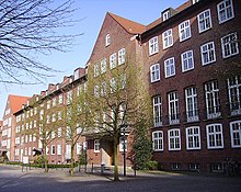 Das Ordinariat 220px-Erzbisch%C3%B6fliches_Generalvikariat_Hamburg