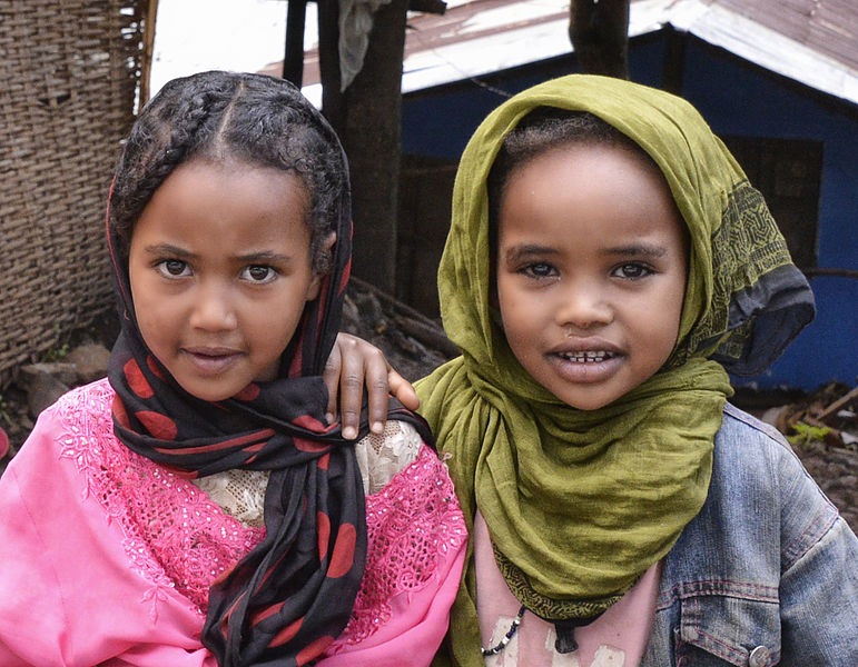 File:Friends, Addis, Ethiopia (10395676965).jpg