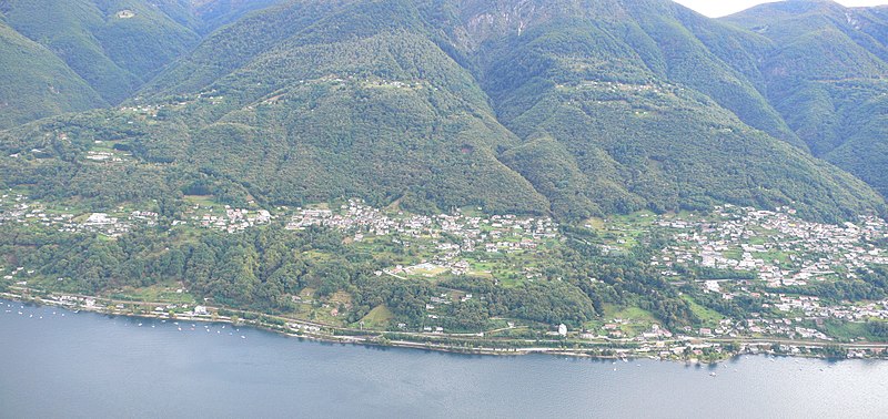 File:Gambarögn - panoramio cropped.jpg