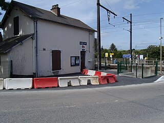 <span class="mw-page-title-main">Saint-Piat</span> Commune in Centre-Val de Loire, France