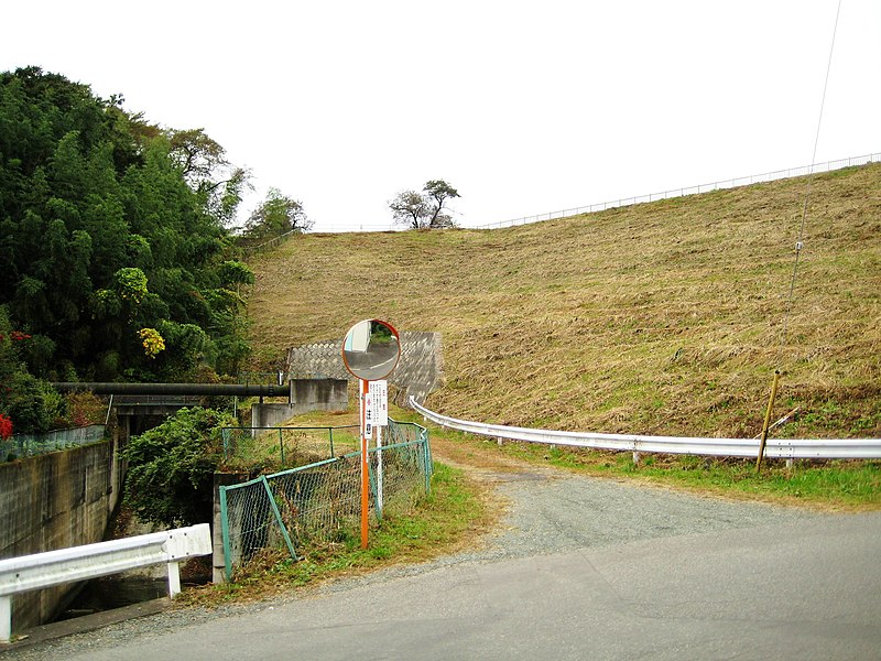 File:Hayakawa Dam.jpg