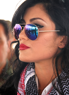 Helly Luv Visits Peshmerga troops sunglasses.png