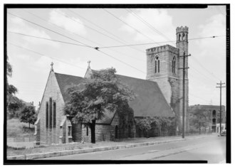 A view of the nave and chancel at the rear of the building (HABS, 1970) Historic American Buildings Survey, Lester Jones, Photographer August 20, 1940 VIEW FROM SOUTHEAST. - Holy Trinity Episcopal Church, 615 Sixth Avenue, South, Nashville, Davidson HABS TENN,19-NASH,3-2.tif