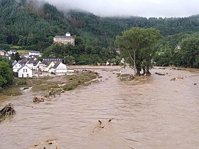 Наводнение Альтенар Кройцберг.jpg