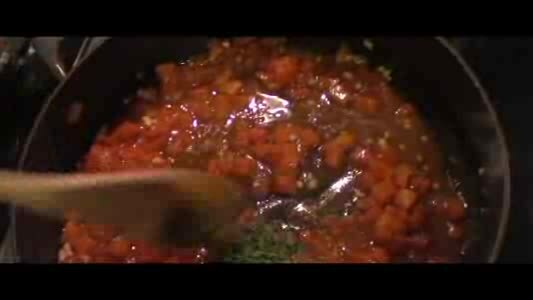 ملف:How to make pasta sauce.ogv