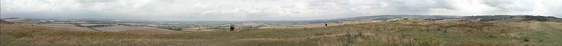 File:Ivinghoe Beacon panorama.jpg