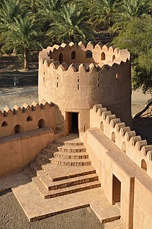 پرونده:Jabrin_Castle.jpg