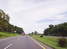 Jalan Tol Cikampek-Jakarta.jpg