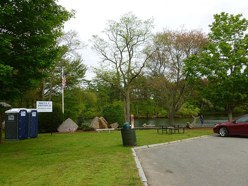 File:Johnston Memorial Park; Raynham, MA; view from east detail.JPG