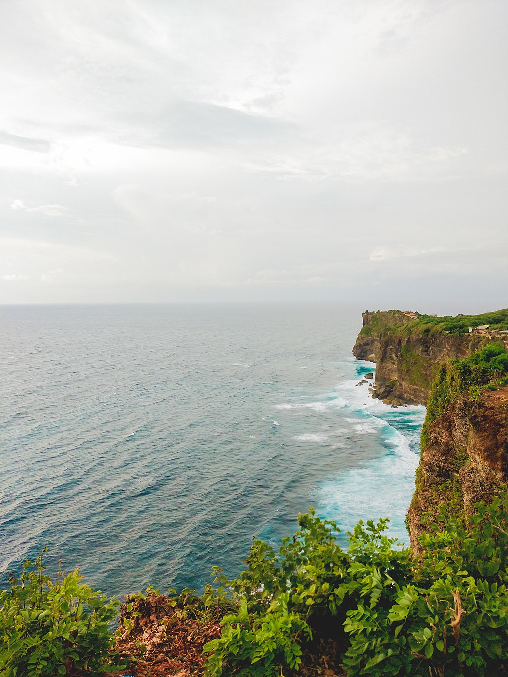 Karang Boma Cliff