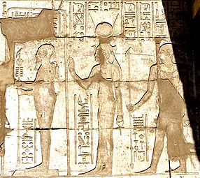 Detal w świątyni w Karnaku