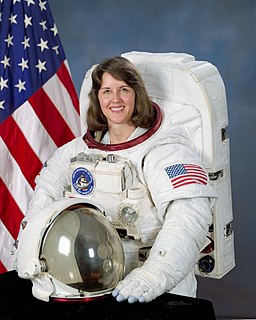 <span class="mw-page-title-main">Kathryn C. Thornton</span> American scientist and a former NASA astronaut