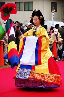 Wonsam female ceremonial topcoat in hanbok