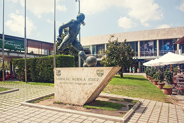 László Kubala had such an impact on Barcelona that his statue now stands outside the club's stadium