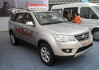 <span class="mw-page-title-main">Landwind X8</span> Chinese mid-size SUV