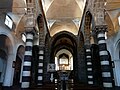 Navata centrale della chiesa di Sant'Andrea Apostolo, Levanto, Liguria, Italia