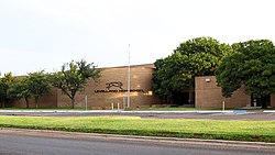 Levelland Texas High School 2019.jpg