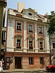 Měšťanský_dům_Malý_Jelenovský_dům_(Malá_Strana),_Praha_1,_U_lužického_semináře_24,_Malá_Strana.JPG