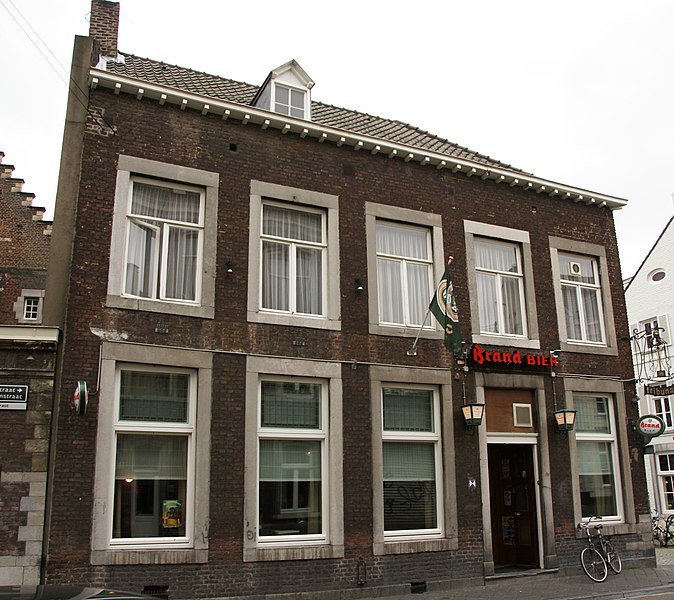 File:Maastricht - rijksmonument 27625 - Tongersestraat 1 20100513.jpg