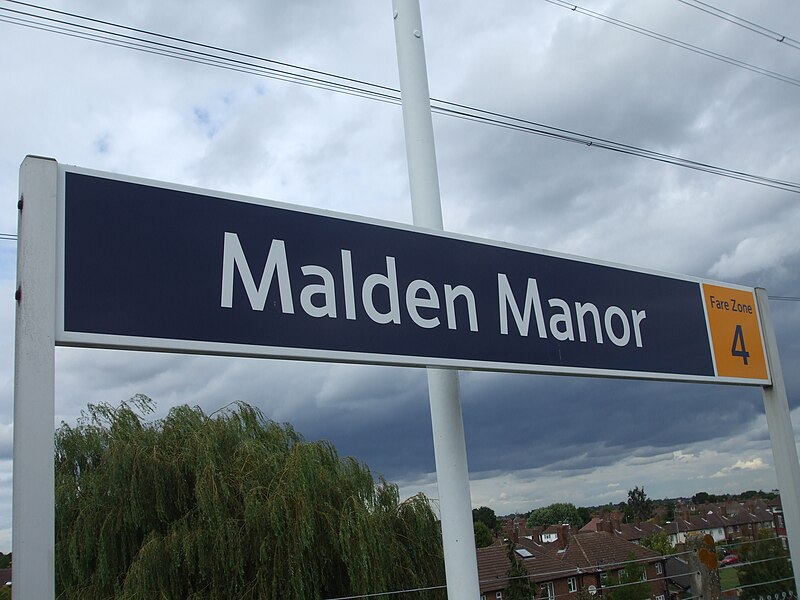 File:Malden Manor stn signage 2012.JPG