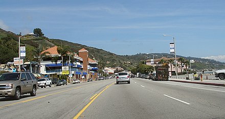 The Pacific Coast Highway (PCH) in central Malibu