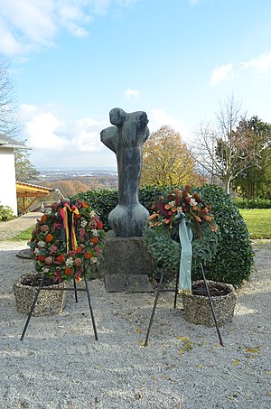 Ehrenmal für Kriegsopfer auf dem Friedhof von Mammolshain