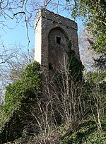 Bettinaturm in der westlichen mittelalterlichen Stadtmauer