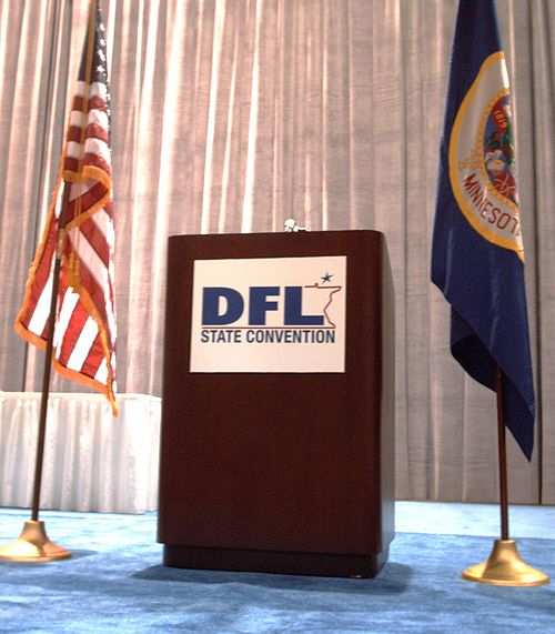 DFL logo used on a lectern at the 2006 state convention