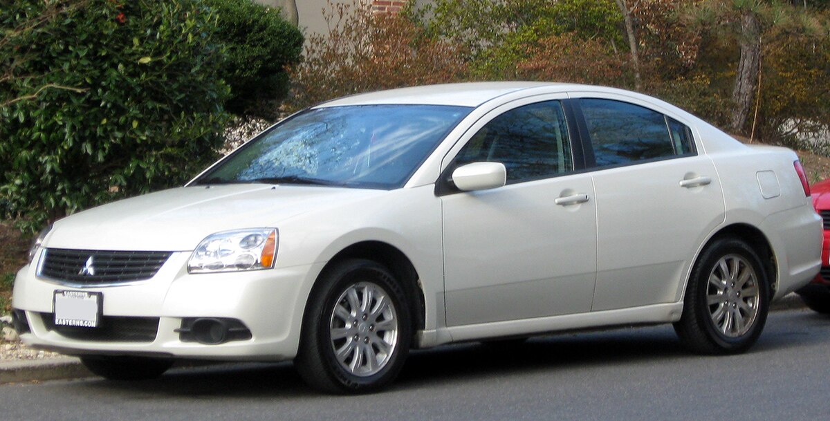 Mitsubishi Galant 2010