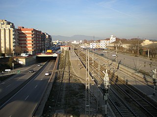 Español: Estación de Mollet - St. Fost en la línea Barcelona - Granollers - Cerbère. A la izquierda la Autovía C-17.