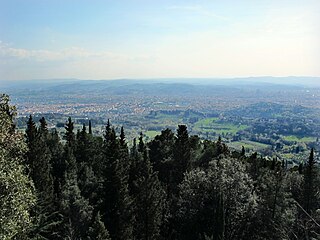 <span class="mw-page-title-main">Monte Ceceri</span> Mountain in Italy