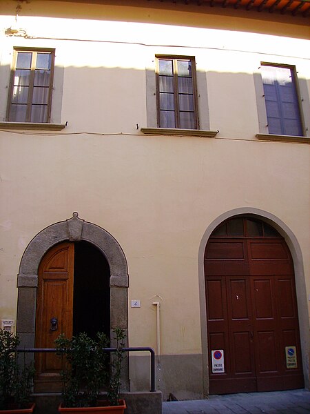 File:Montevarchi Canonica San Lorenzo (3).JPG