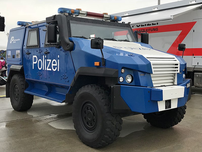 File:Mowag Eagle IV, (Kantonspolizei Zurich) at Zürich International Airport (Ank Kumar) 04.jpg