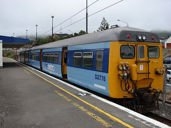 D2778 awaiting departure from Johnsonville, the terminus of the Johnsonville Line, 17 December 2007.