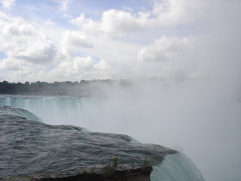 File:Niagra Falls - Waterfalls (9854971134) (2).jpg