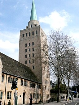 The tower of Nuffield College on New Road. Nuffield College tower.jpg