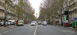 Bulvár směrem k Place de la Bastille