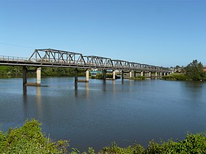 Bridge for the old Pacific Highway at Taree, now only used by local traffic.