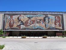 Pershing Center mural & front entrance Pershing Center mural & front entrance, Lincoln, Nebraska, USA.jpg